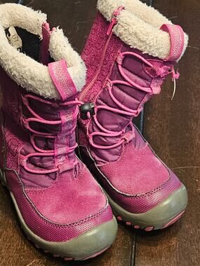 Girls M.A.P Snow Boots size 11M Leather Upper